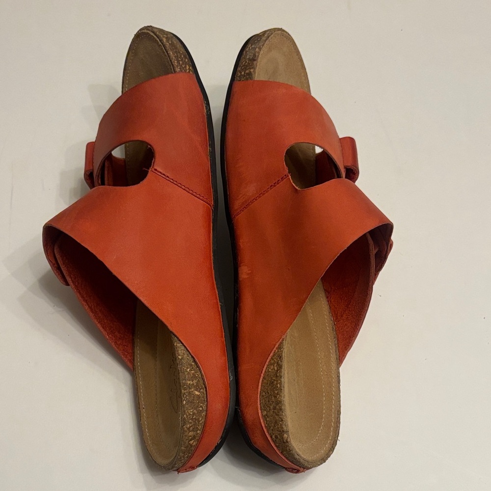 Clark’s Artisan Perri Island Sandals - Picture 5 of 9